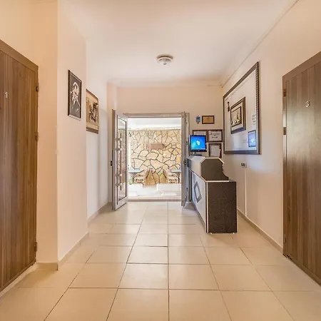 Near To Center And Apartment *